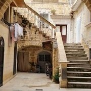 Bari
