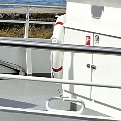 A l'autre bour du lac, Estavayer