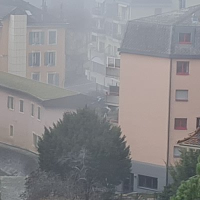 Brouillard même dans le vieux Montreux