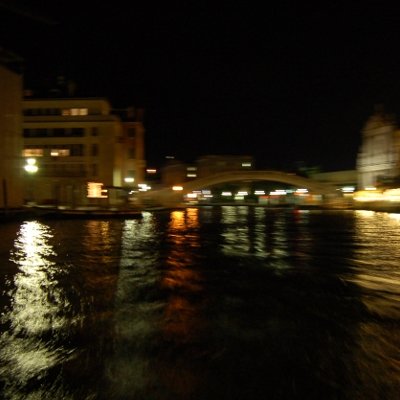 Venise by night