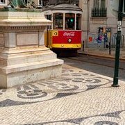 Lisbonne avec 2 téléphones