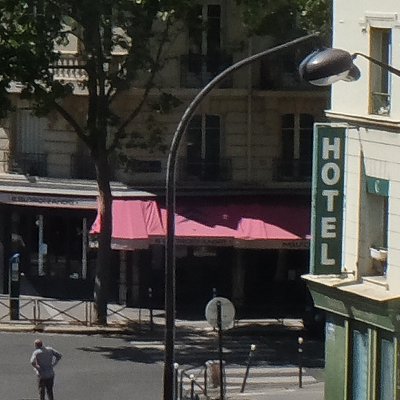Promenade dominicale vers la place de la laïcité