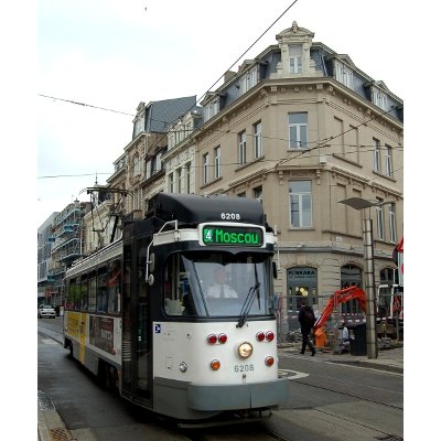 Bicyclette et tramway à Gand