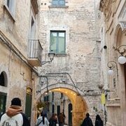 Bari